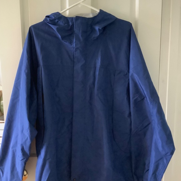 Wind breaker, LL Bean - Picture 2 of 11